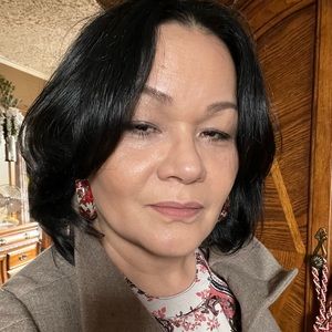 Meet your Posher, Madeline